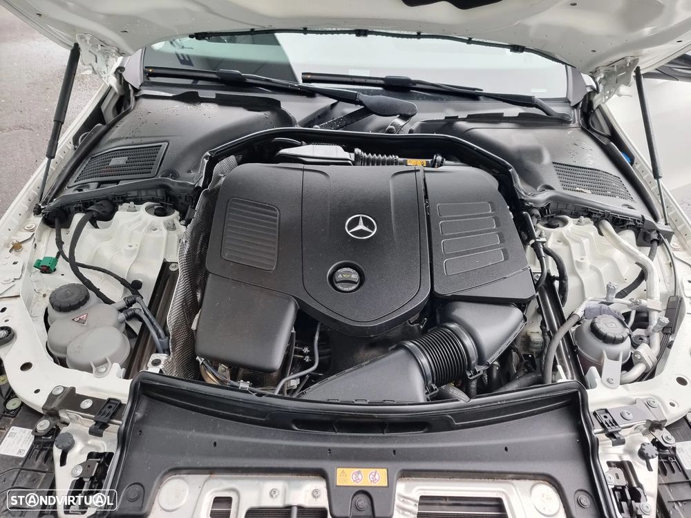Mercedes-Benz C 300 e T 9G-TRONIC AMG Line - 39
