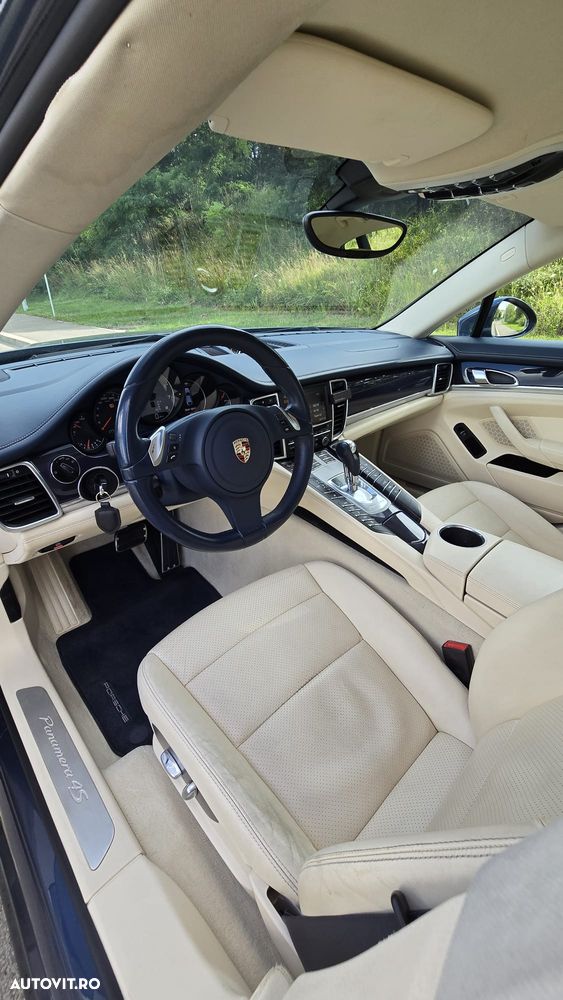 Porsche Panamera - 10