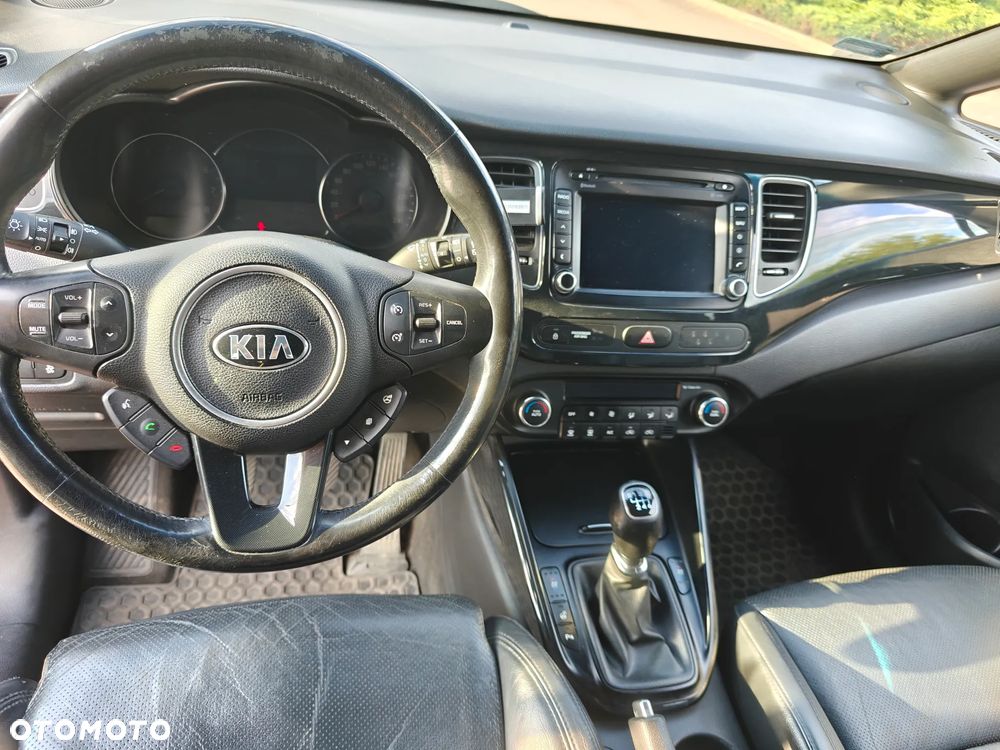 Kia Carens 1.6 GDI L 7os - 16