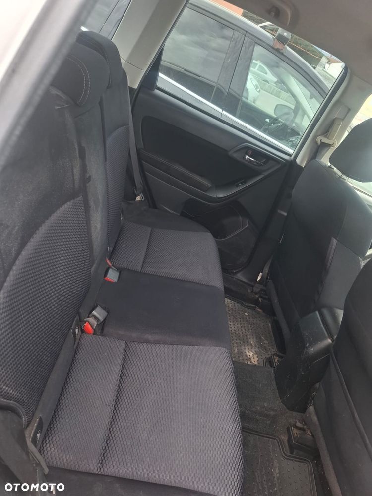 Subaru Forester 2.0D Comfort - 11