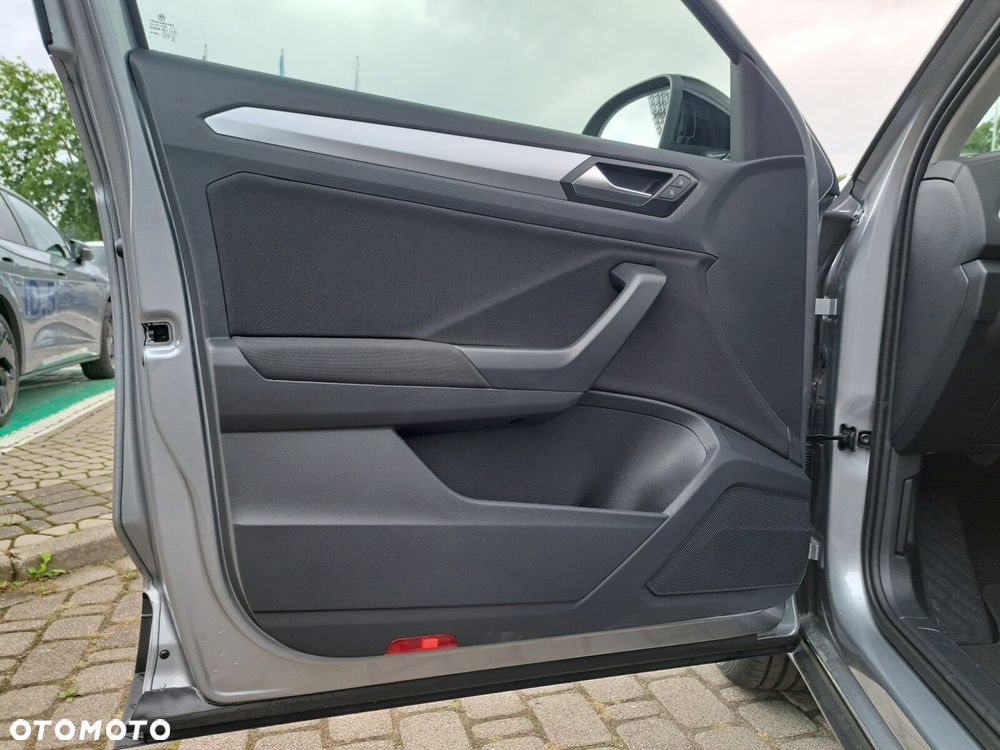 Volkswagen T-Roc 1.5 TSI Life Plus DSG - 11