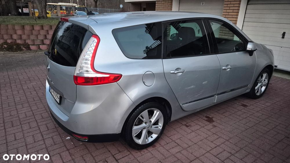 Renault Grand Scenic 2.0 16V 140 CVT Dynamique - 12