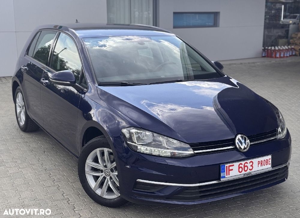 Volkswagen Golf - 3