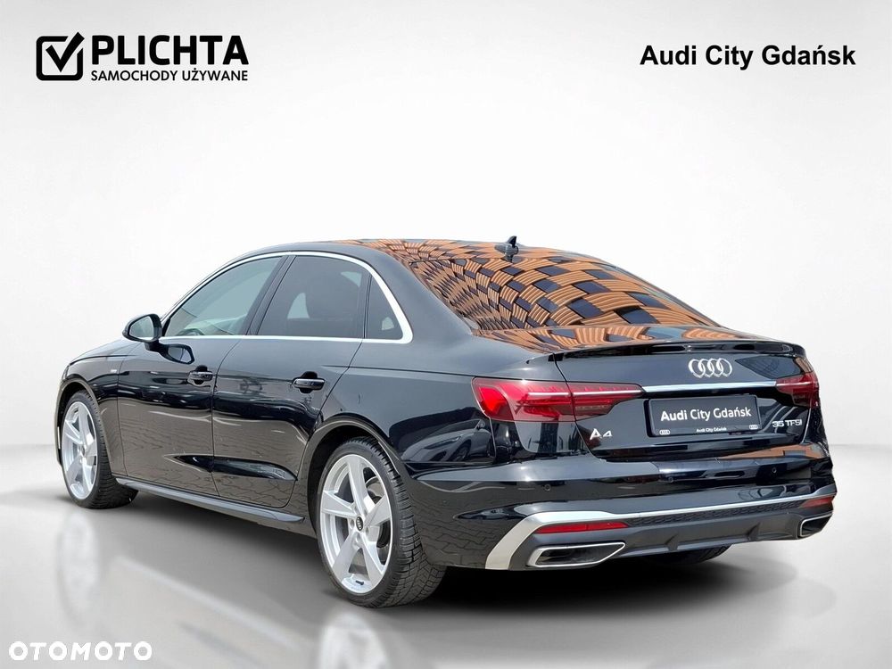 Audi A4 Limousine - 4