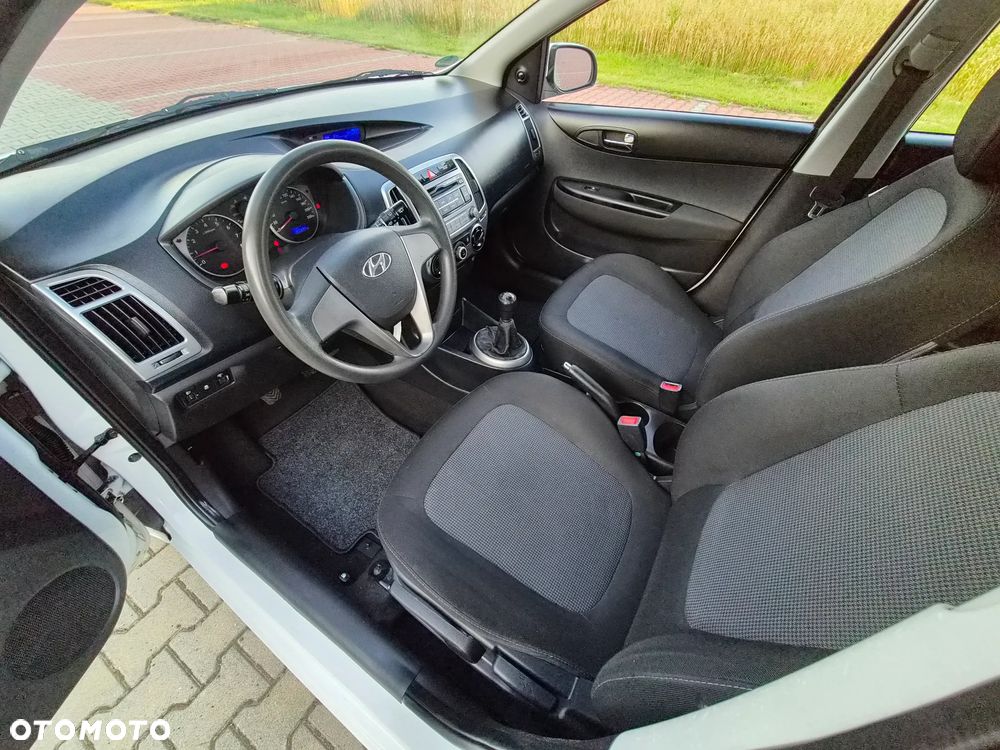 Hyundai i20 1.2 Trend - 20