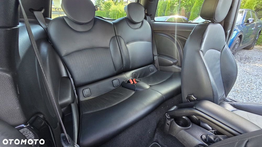 MINI Cooper Highgate - 10