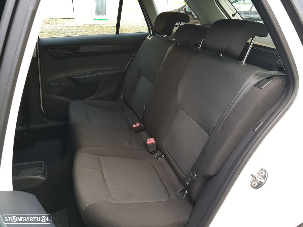 Skoda Fabia Break 1.0 Style - 27