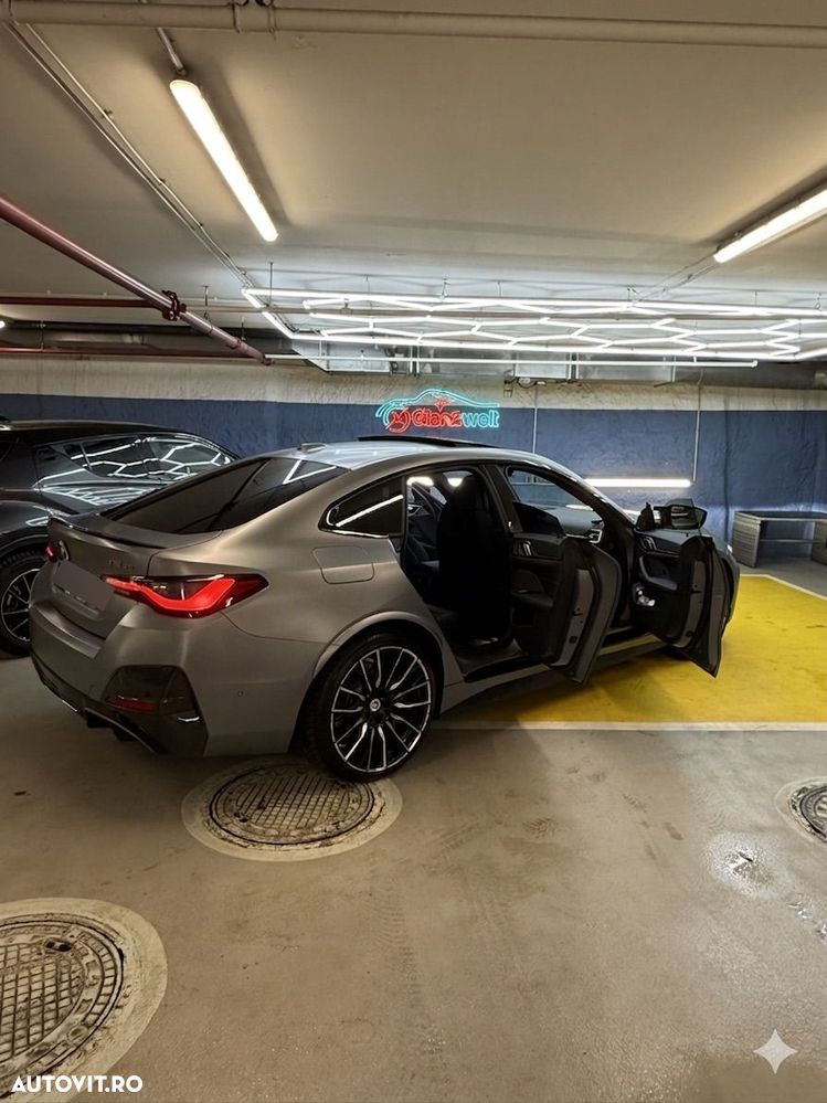 BMW i4 - 4