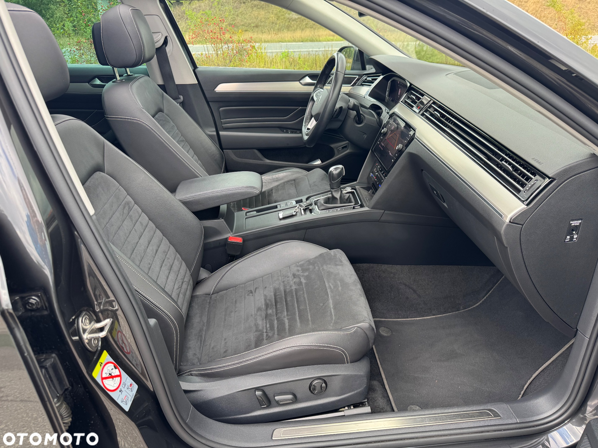Volkswagen Passat 1.5 TSI EVO Elegance DSG - 23