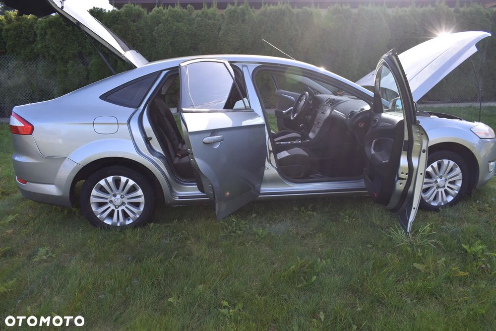 Ford Mondeo 1.6 Ti-VCT Trend - 14