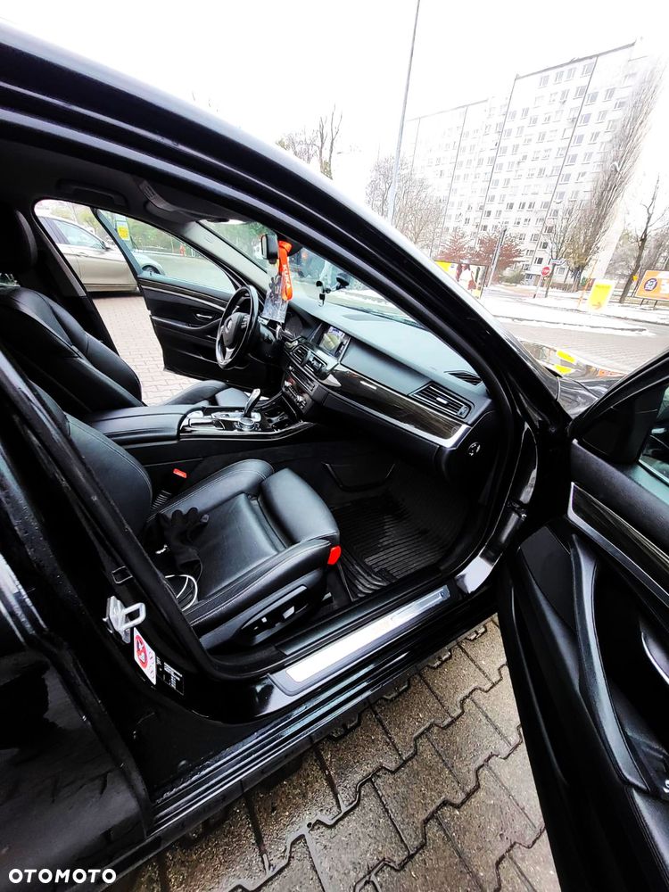 BMW Seria 5 520d xDrive Luxury Line - 18