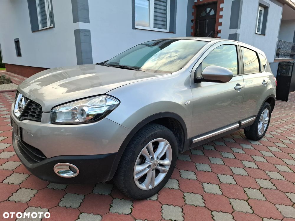 Nissan Qashqai 1.6 visia - 1