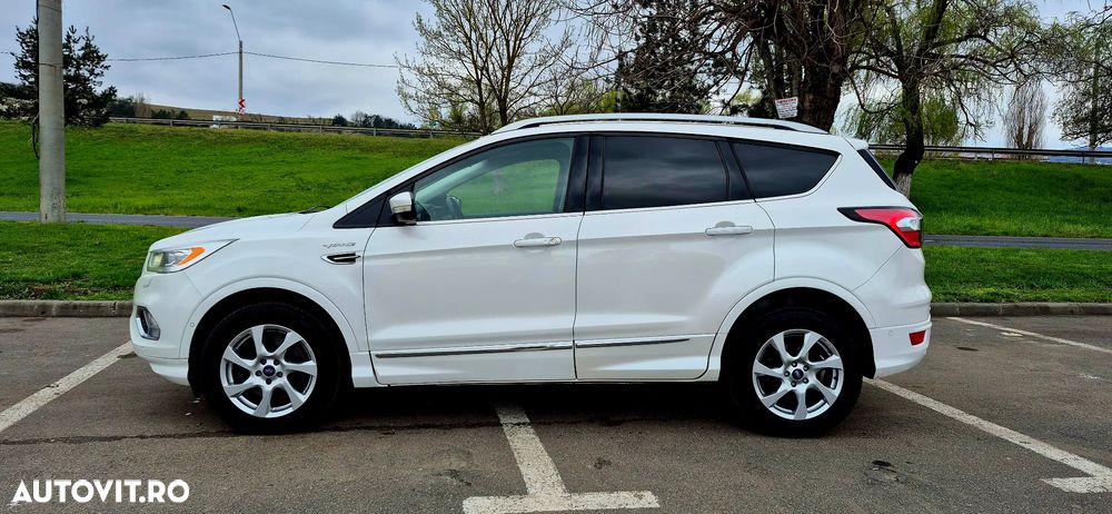 Ford Kuga - 9