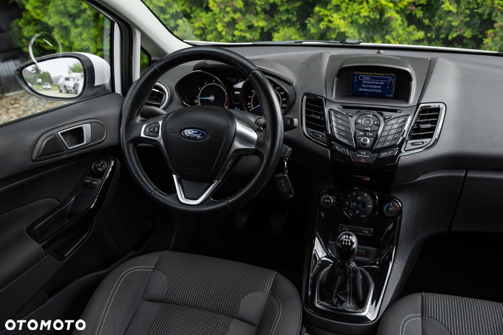 Ford Fiesta 1.0 EcoBoost Titanium ASS - 19