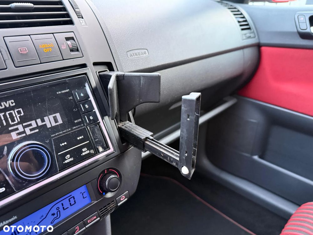 Volkswagen Polo 1.9 TDI Sportline - 21
