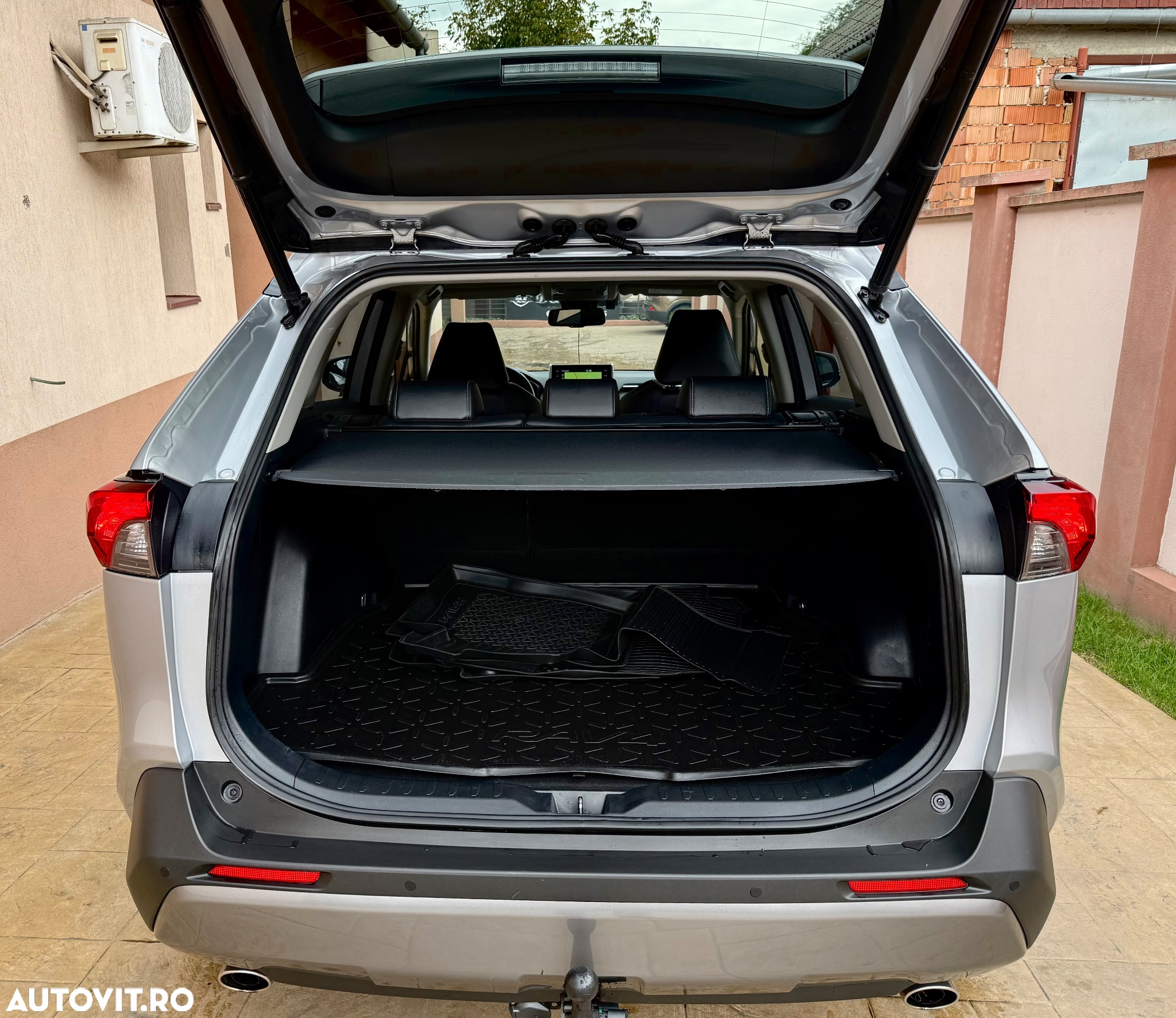 Toyota RAV4 - 19