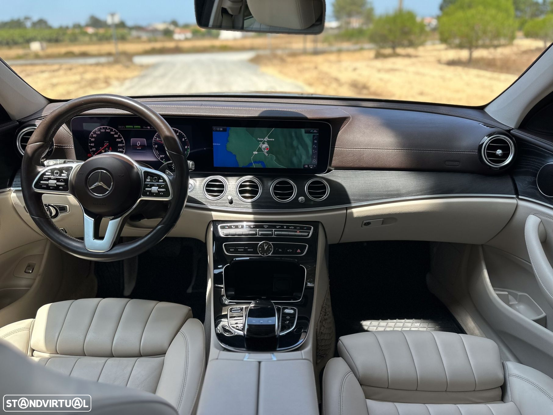 Mercedes-Benz E 300 - 23
