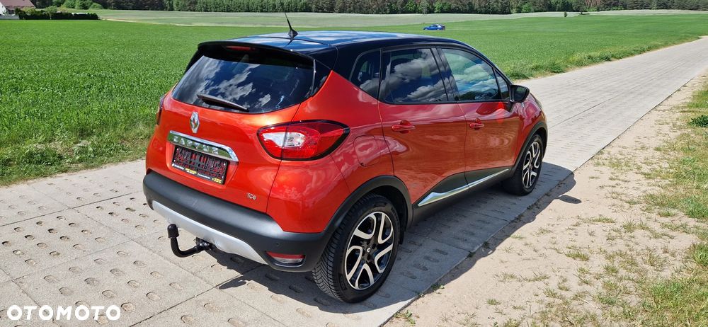 Renault Captur 1.2 TCe Helly Hansen EDC - 17