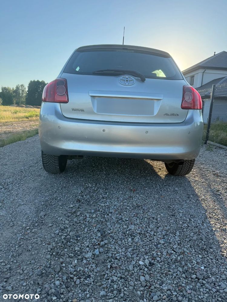 Toyota Auris - 8