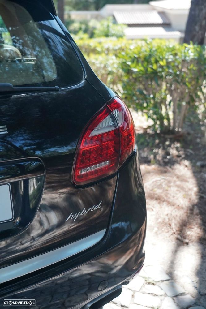 Porsche Cayenne - 12