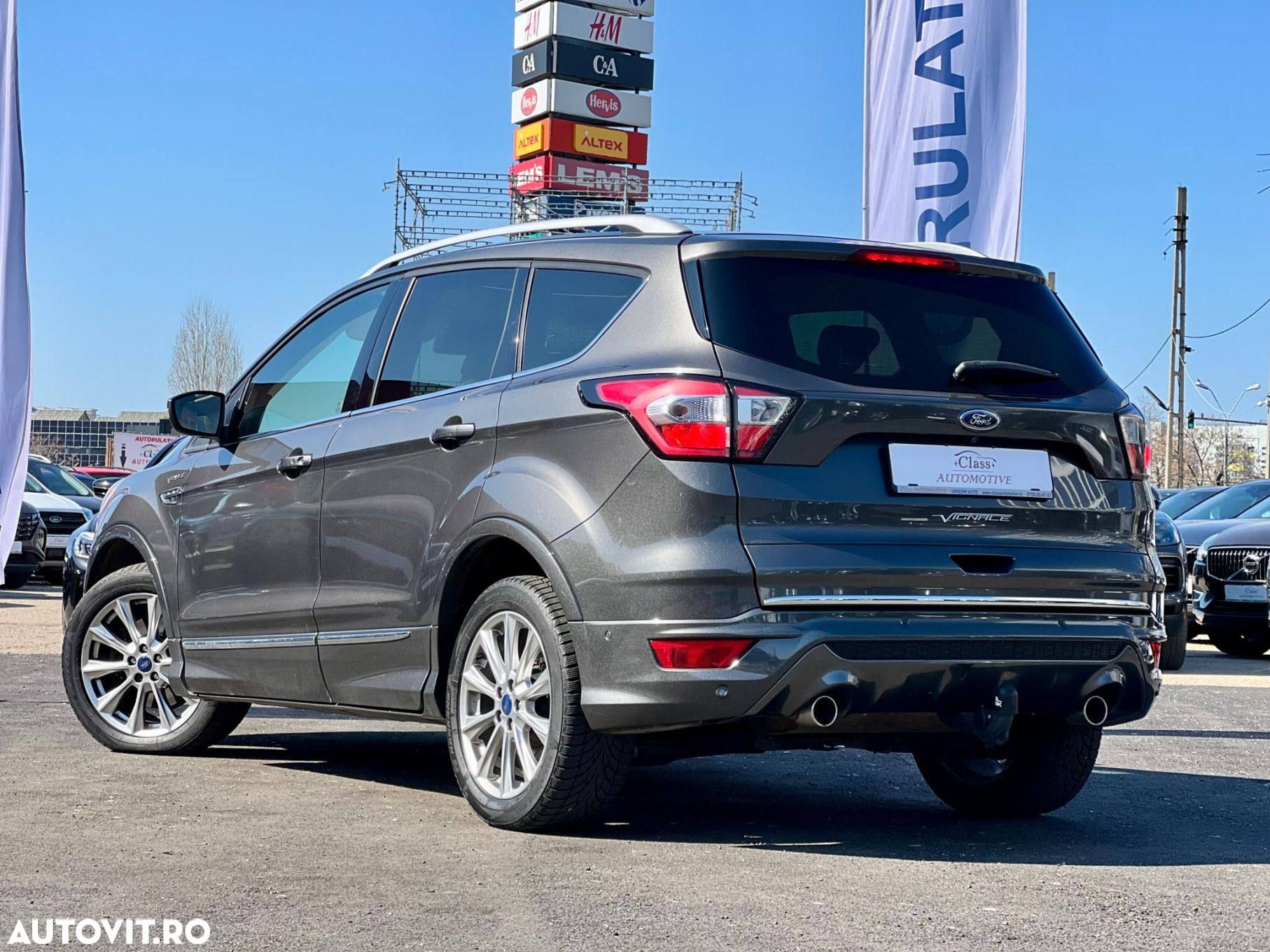 Ford Kuga 2.0 TDCi 4WD Powershift Vignale - 8