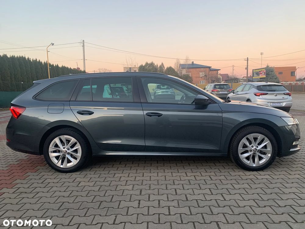 Skoda Octavia 2.0 TDI Ambition DSG - 4