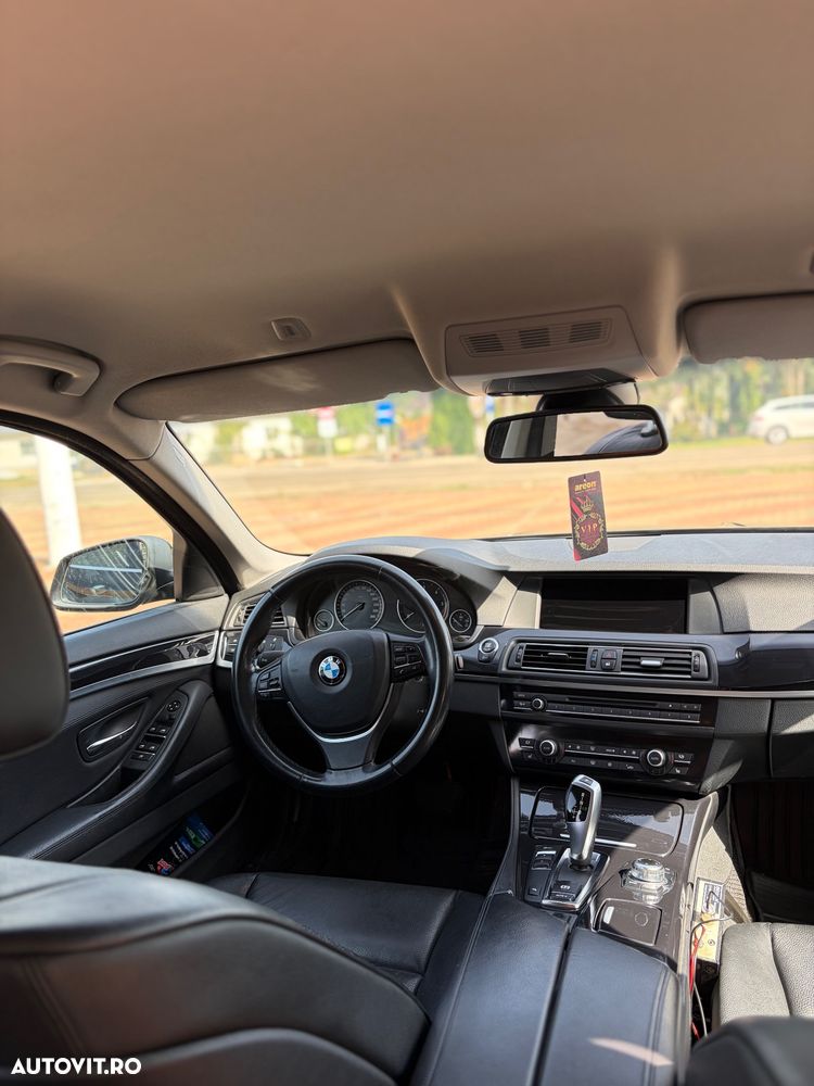 BMW Seria 5 520d Aut. - 7
