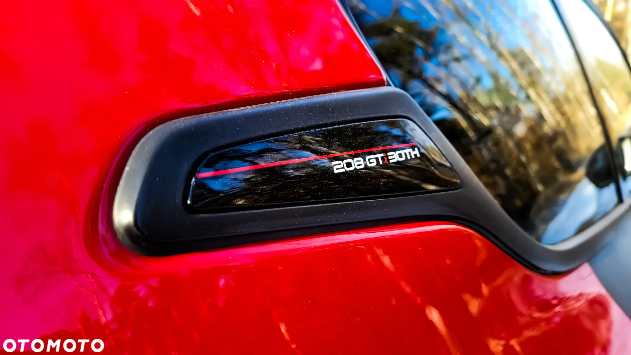Peugeot 208 THP STOP & START GTi by Sport - 11