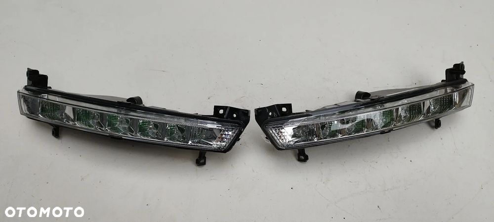 Citroen C4 Picasso I Lift 2010-2013 Dzienna Led Lewa Prawa Nowa Orginał - 1