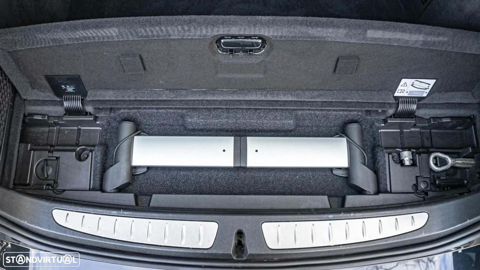 BMW 320 d Touring Advantage Auto - 11