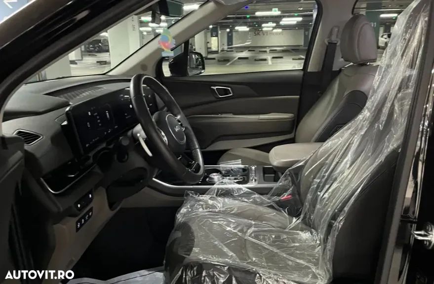 Kia Carnival - 5