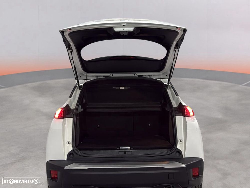 Peugeot 2008 1.2 PureTech Allure - 16