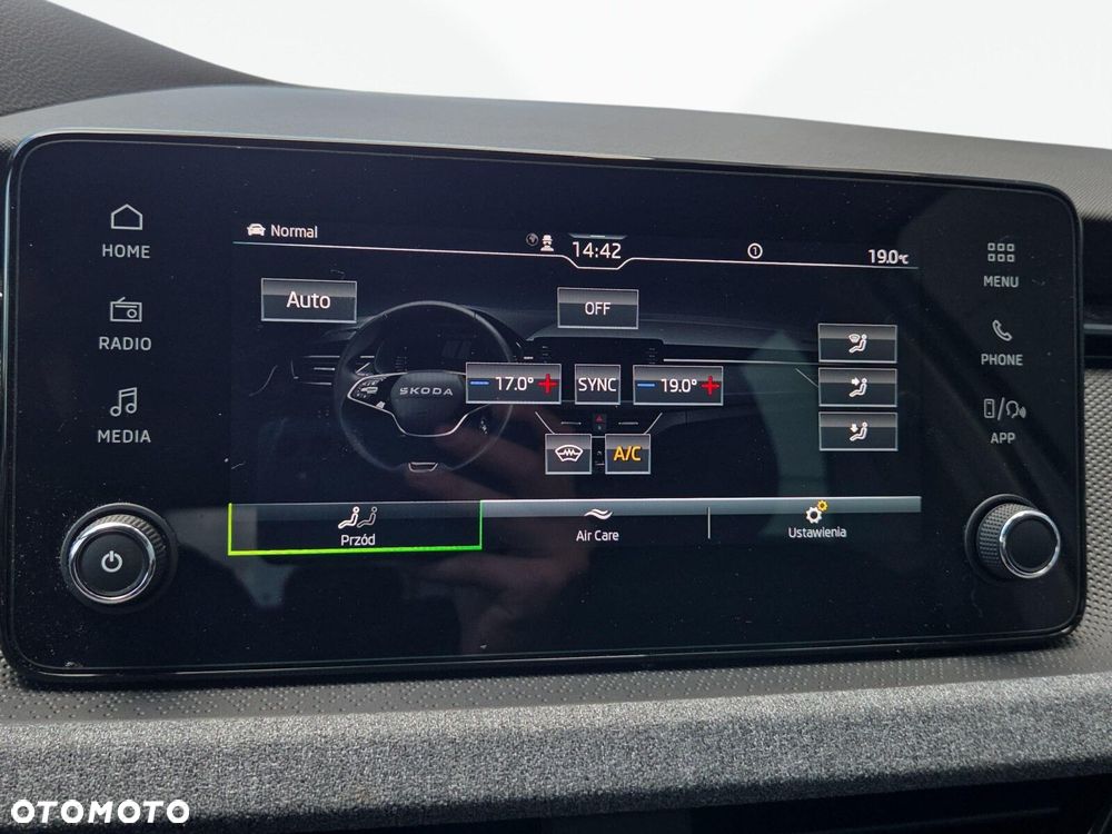 Skoda Kamiq 1.0 TSI Selection - 24