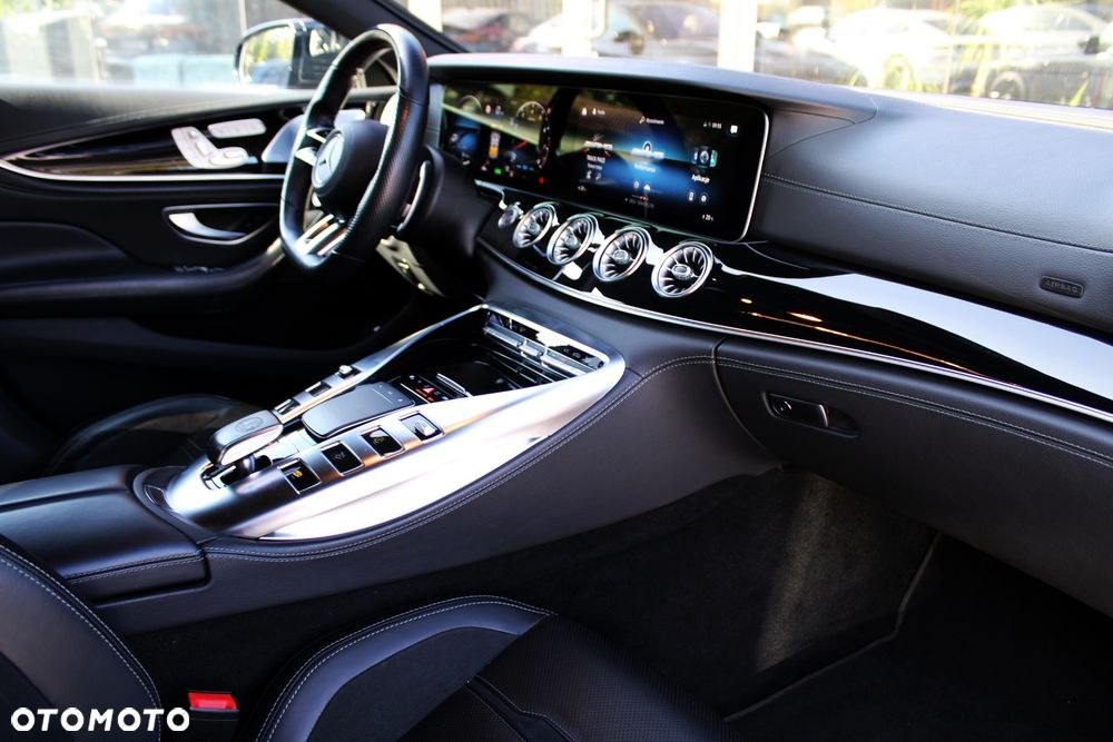 Mercedes-Benz AMG GT 43 4-Matic+ - 13