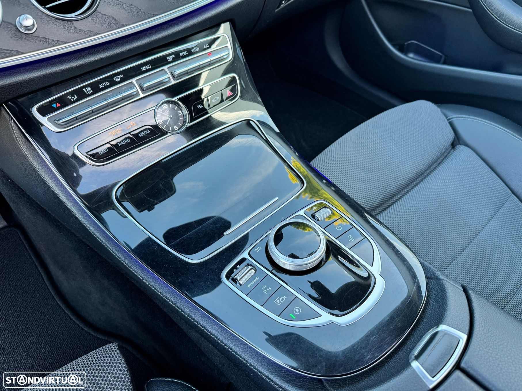 Mercedes-Benz E 220 d Avantgarde+ - 29