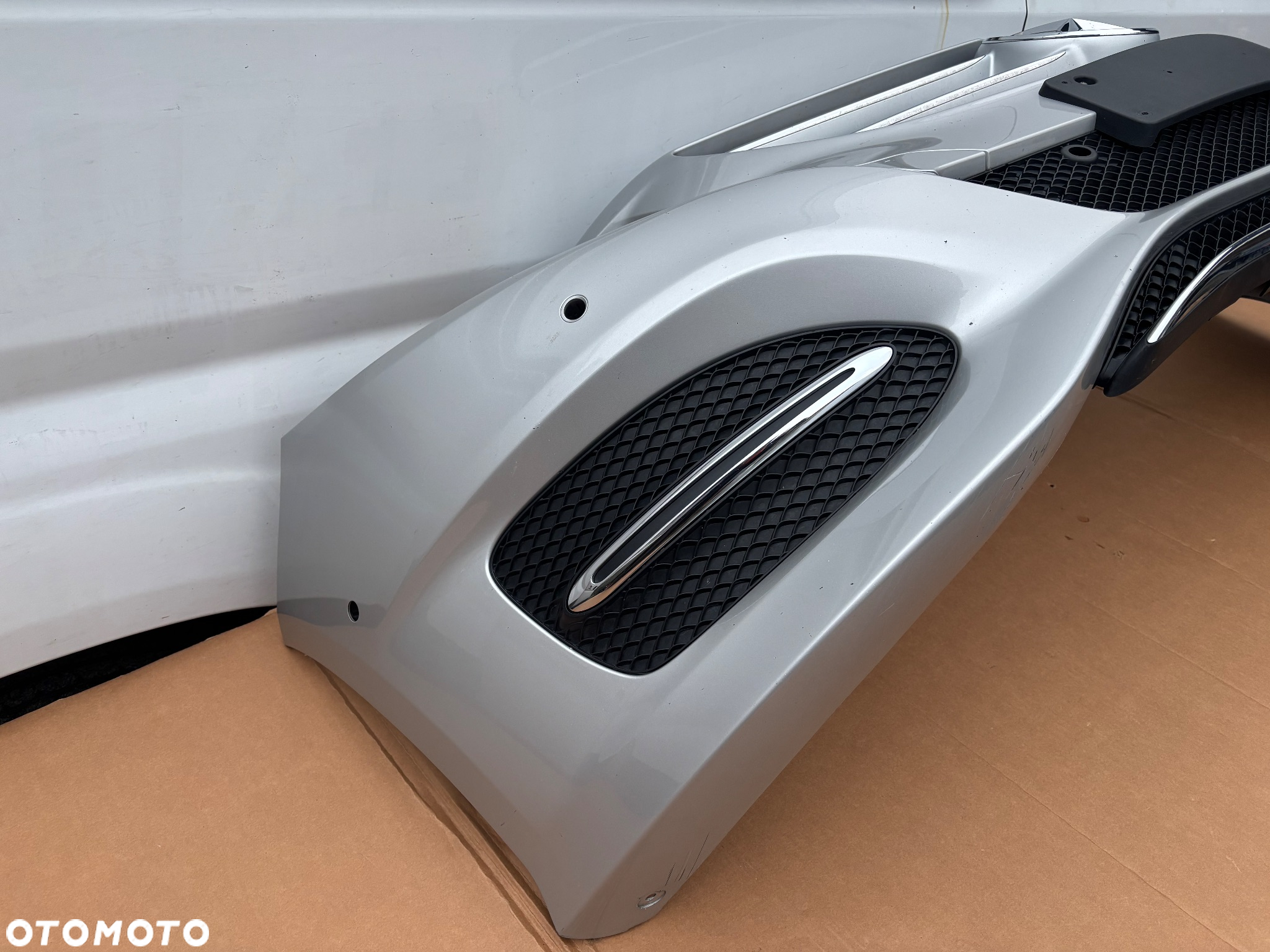 Zderzak Przedni Kompletny Mercedes B Klasa W246 Lift 14-18 Grill Znaczek Kratka Lewa Prawa Chrom Wzmocnienie Pianka Srebrny A0008880060 A2468880538 A2468880460 A2468852422 A2468852222 A2468852322  A2468850053 - 6