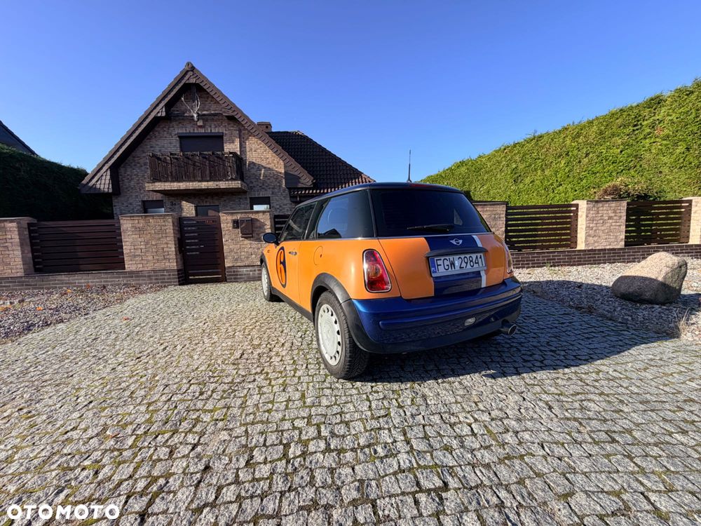 MINI ONE - 4