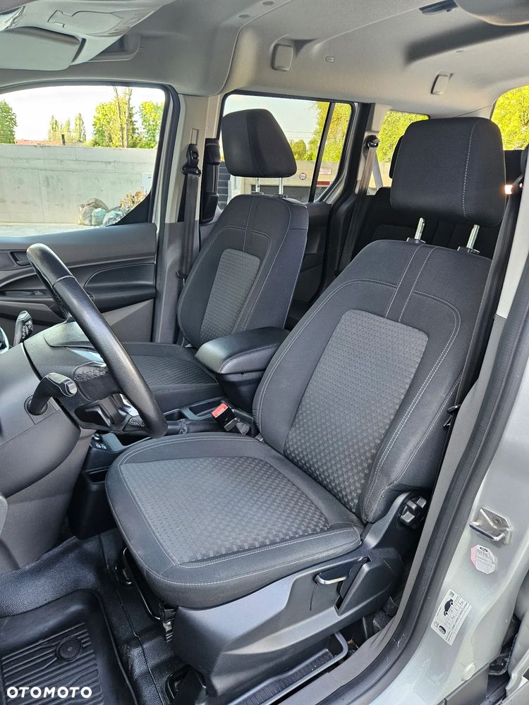 Ford Tourneo Connect - 10