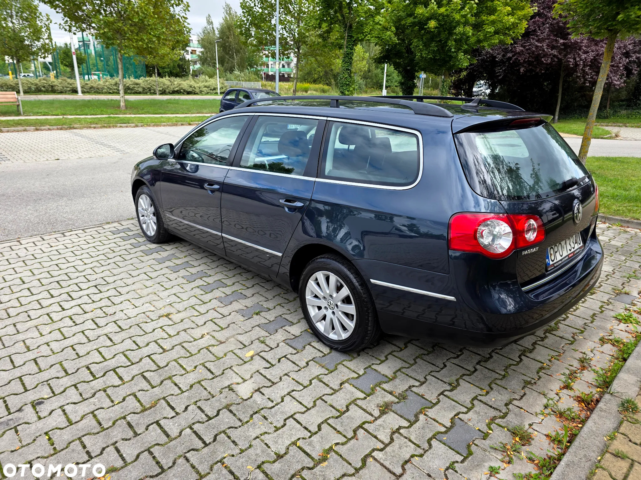 Volkswagen Passat 1.9 TDI Comfortline - 16