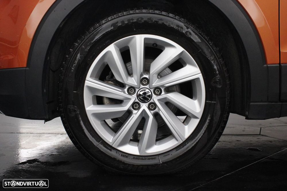 Volkswagen T-Cross 1.0 TSI Life — fotografia 31