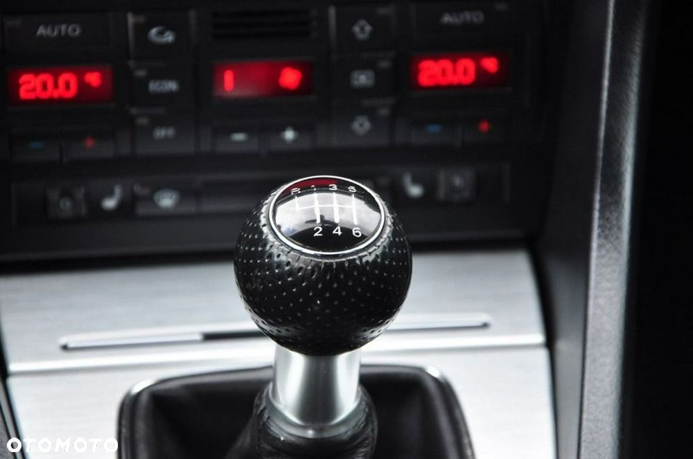 Audi A4 Avant 2.0 TDI DPF Attraction - 37