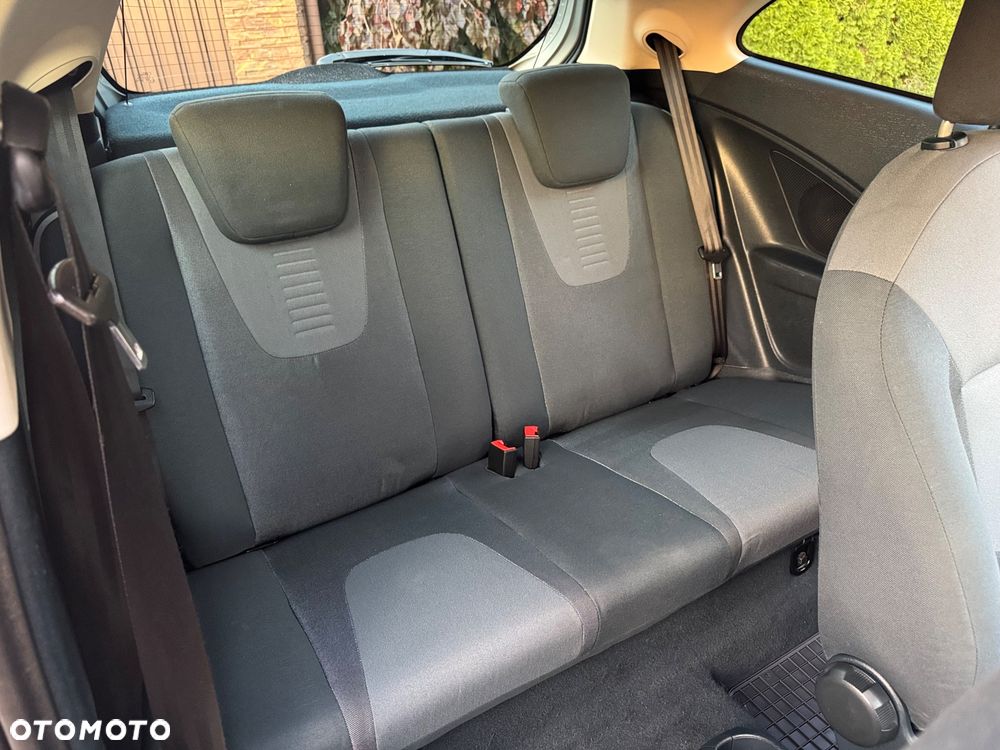 Ford KA 1.2 Ambiente - 12