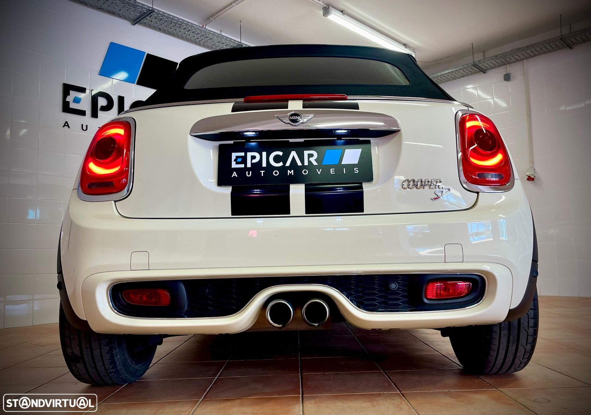 MINI Cabrio Cooper SD Auto - 17