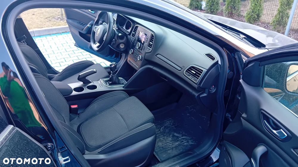 Renault Megane 1.3 TCe FAP Business - 23