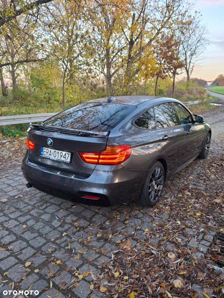BMW 3GT 318d Sport Line - 11
