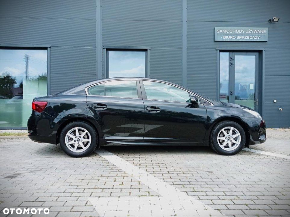 Toyota Avensis - 5