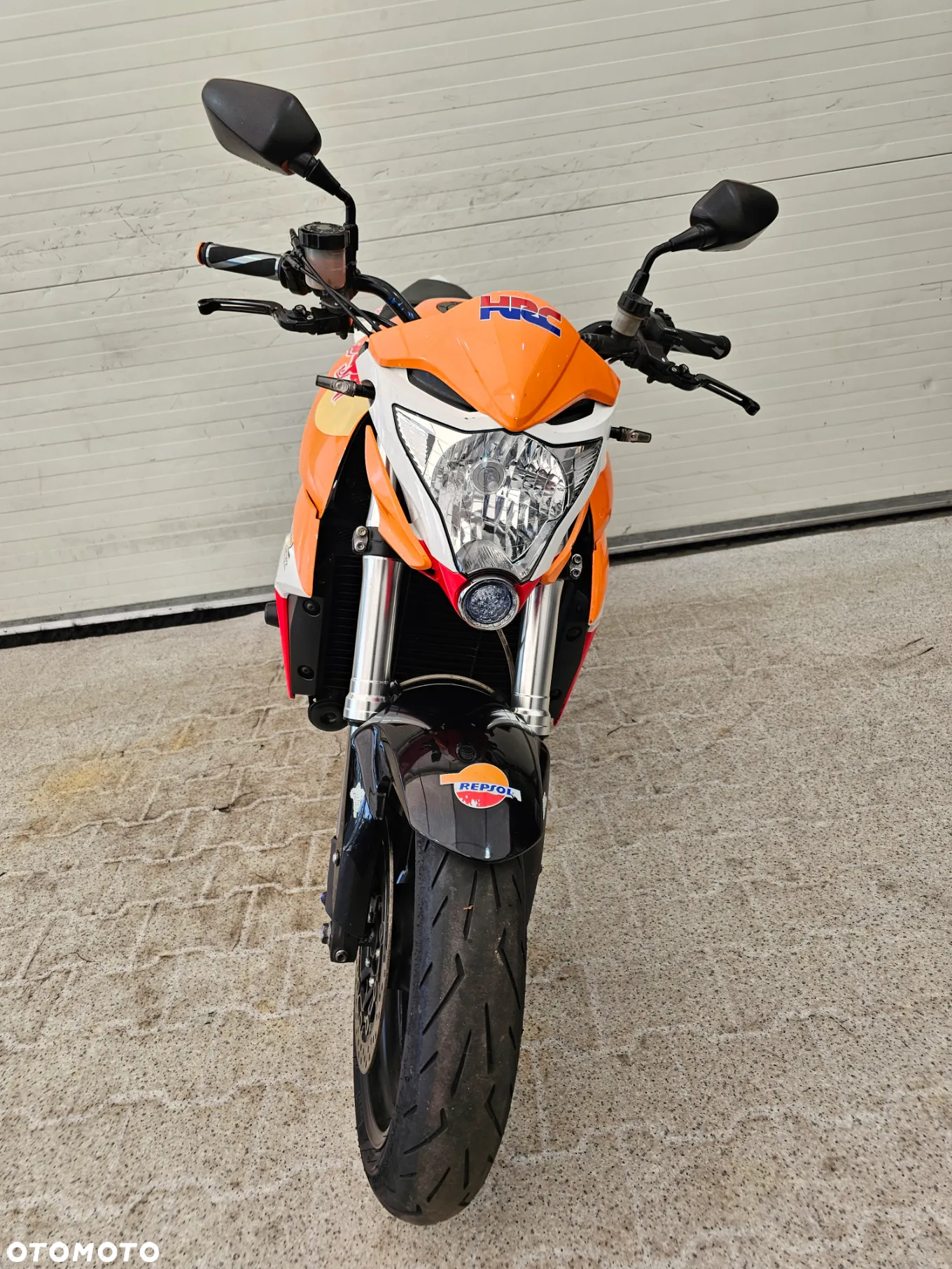Honda CB - 10