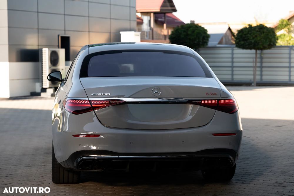 Mercedes-Benz S - 4