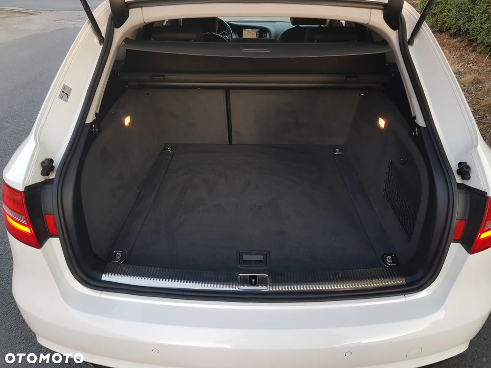 Audi A4 Avant 2.0 TDI ultra DPF Attraction - 16