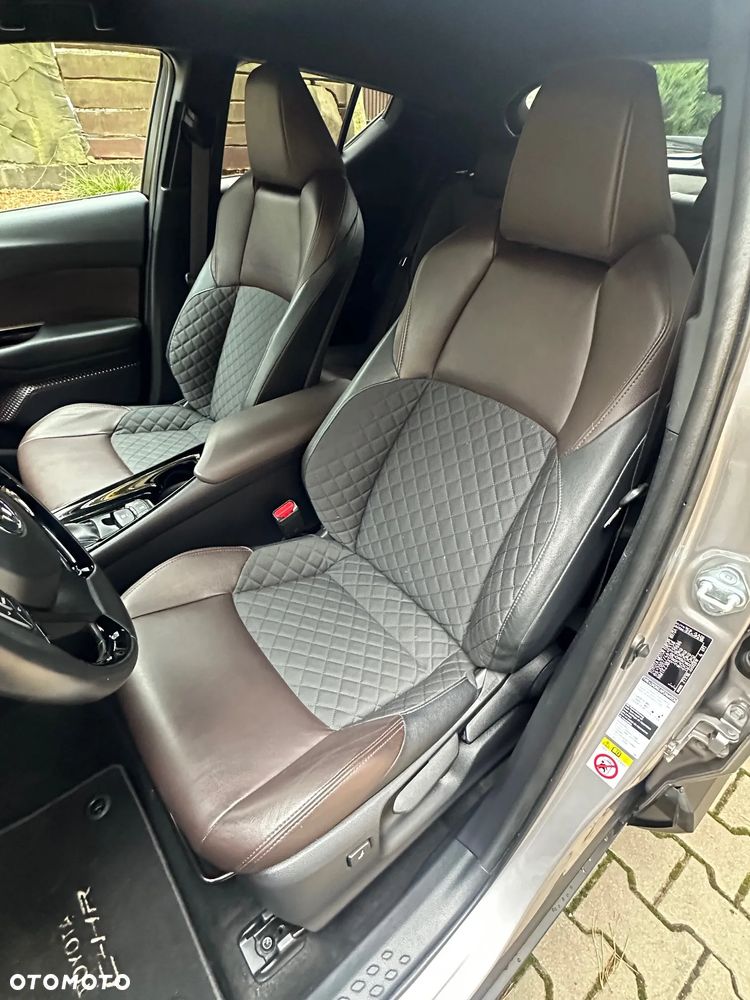 Toyota C-HR 1.8 Hybrid GPF Executive - 6